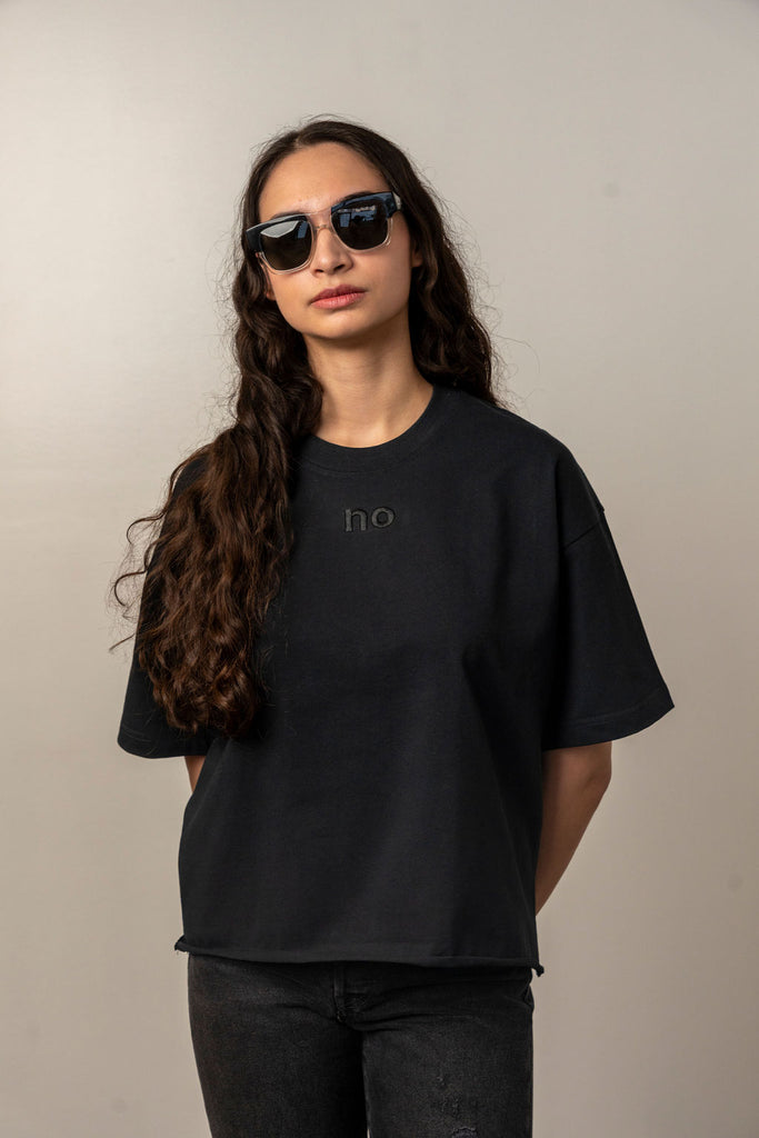 NO Black Embroidered Oversized T-shirt – NINObrand