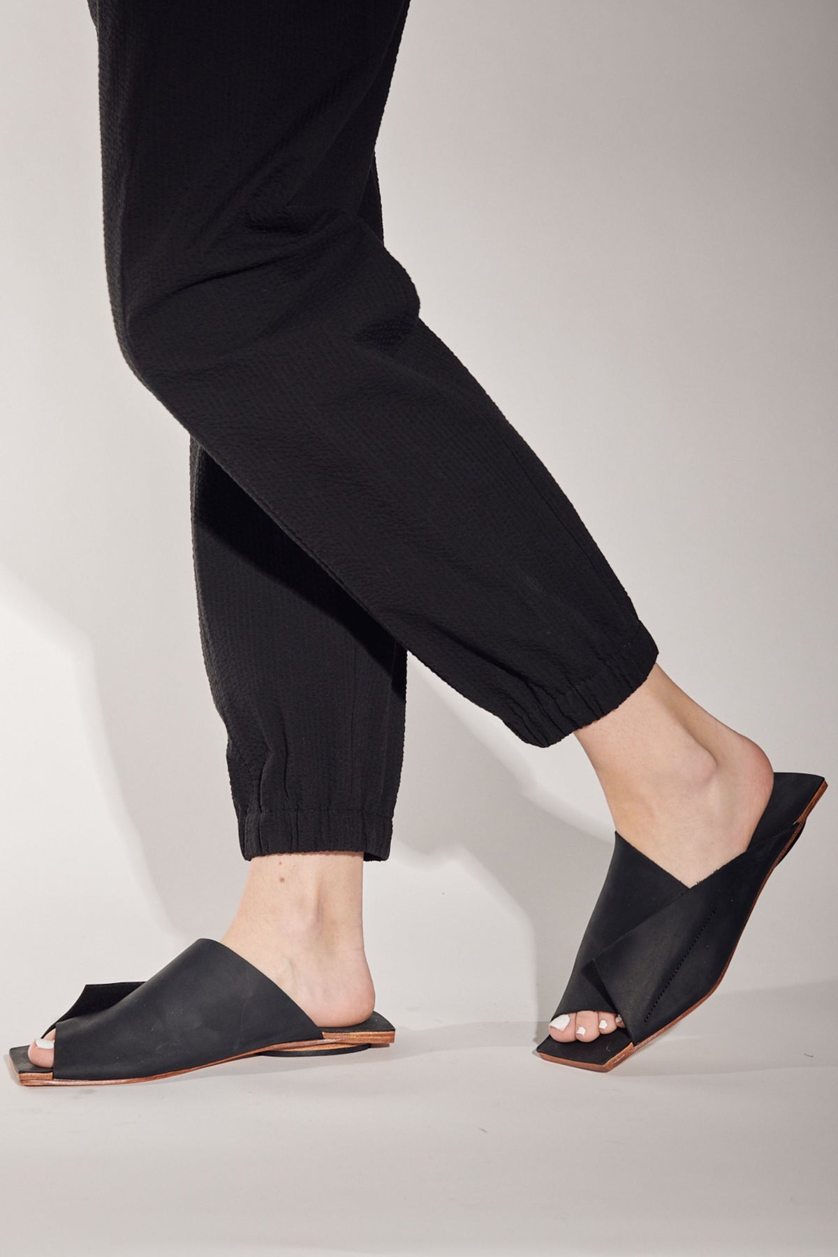 NINObrand Amos slippers image