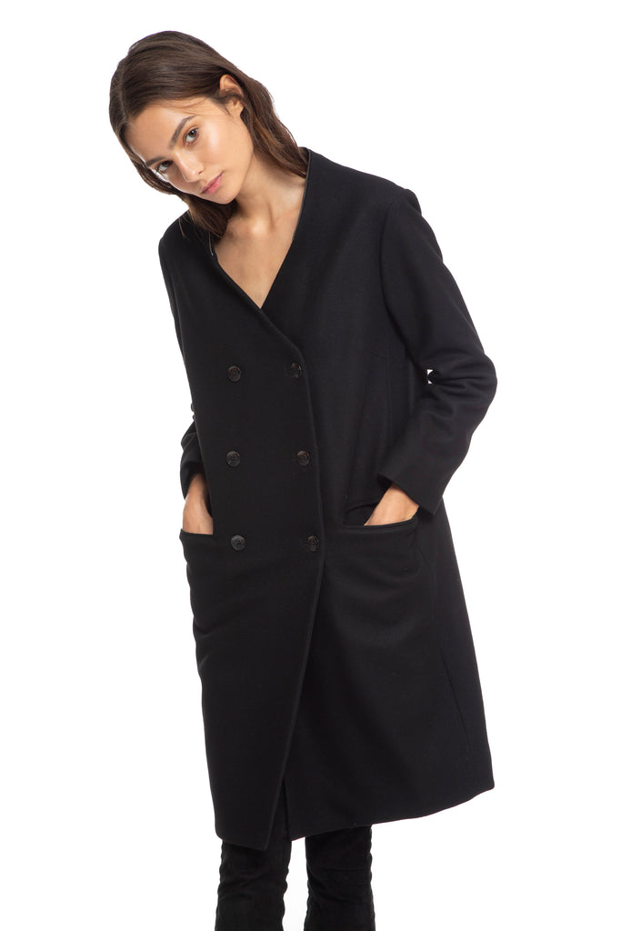 NINObrand Black Wool Coat with detachable thick neck scarf